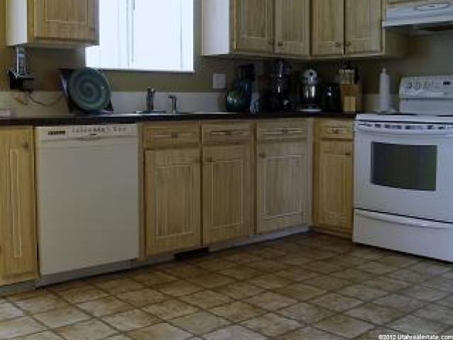 4283 W 5550 S, Roy, UT 84067 — photo 10
