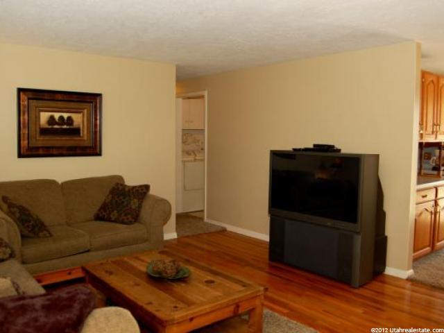 926 Symphony Cir, Ogden, UT 84404 — photo 9