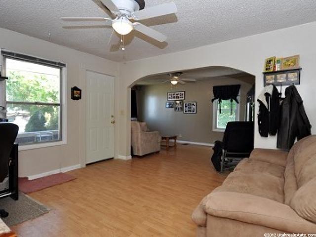 427 37th St, South Ogden, UT 84403 — photo 3
