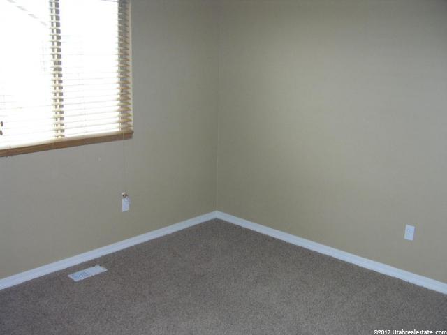 206 E Box Elder Dr, Grantsville, UT 84029 — photo 6