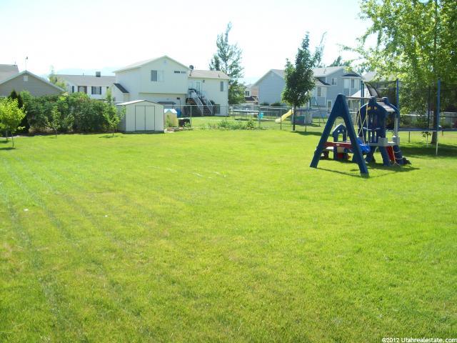 1754 N 2275 W, Clinton, UT 84015 — photo 2