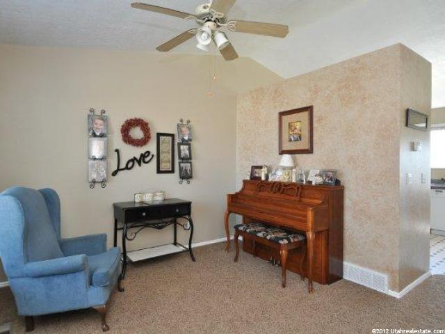 1754 N 2275 W, Clinton, UT 84015 — photo 4