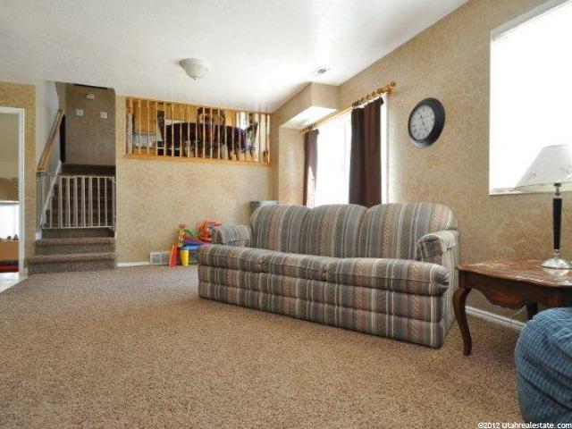 1754 N 2275 W, Clinton, UT 84015 — photo 7