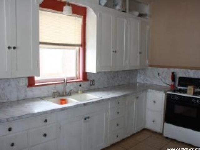 537 E 13 St, Ogden, UT 84404 — photo 2