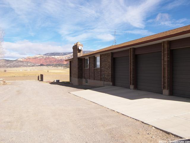 624 E 2500 S, Bicknell, UT 84715 — photo 10