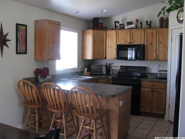 241 E 1900 N, North Ogden, UT 84414 — photo 2