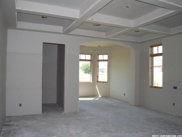 865 W Heritage Pointe Cir, West Bountiful, UT 84087 — photo 5