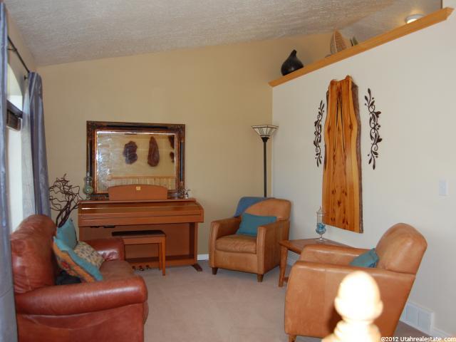 246 W 280 N, Providence, UT 84332 — photo 2