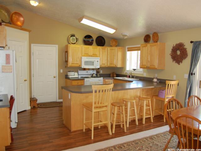 246 W 280 N, Providence, UT 84332 — photo 3