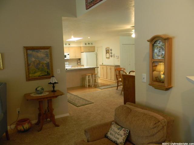 952 E 5650 S, South Ogden, UT 84405 — photo 5