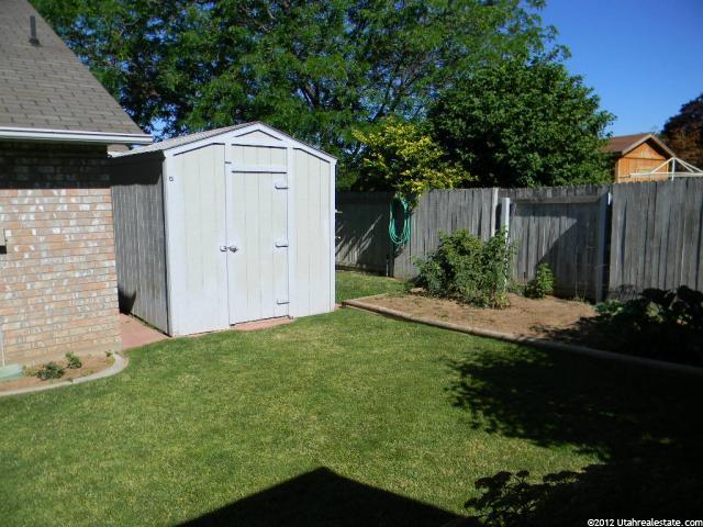 952 E 5650 S, South Ogden, UT 84405 — photo 8