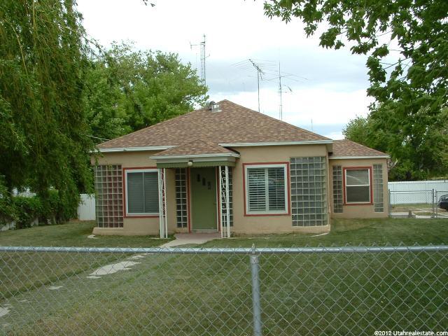 595 S Vernal Ave E, Vernal, UT 84078 — photo 2