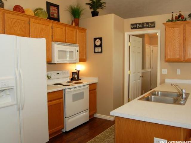 2172 S 825 E, Clearfield, UT 84015 — photo 3