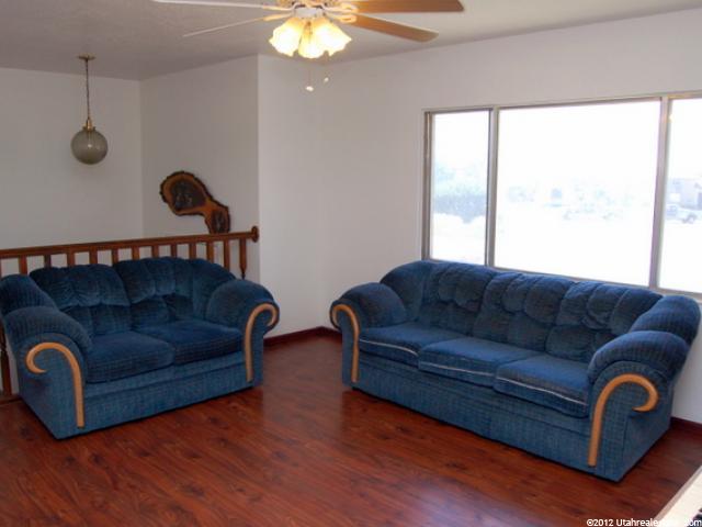 270 W 2400 S, Clearfield, UT 84015 — photo 2