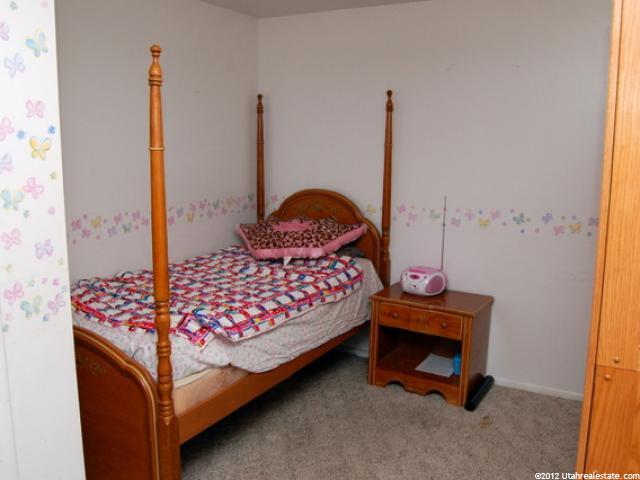 270 W 2400 S, Clearfield, UT 84015 — photo 9