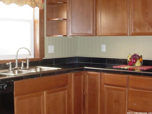 652 E 21 St, Ogden, UT 84401 — photo 3