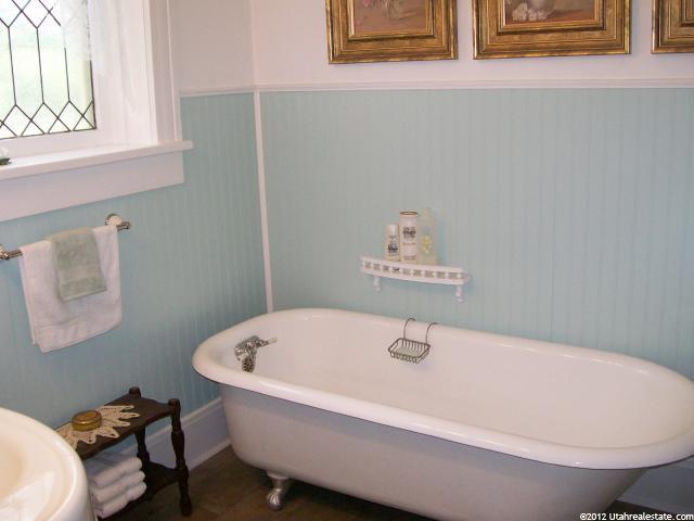 207 E 200 N, Nephi, UT 84648 — photo 2