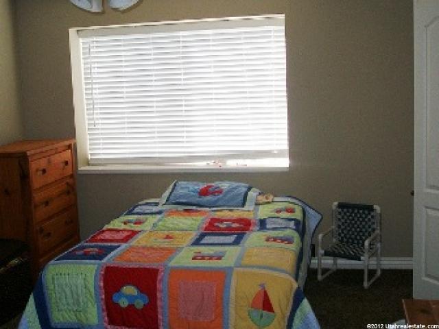708 S Clearwater Falls Dr, Layton, UT 84041 — photo 6