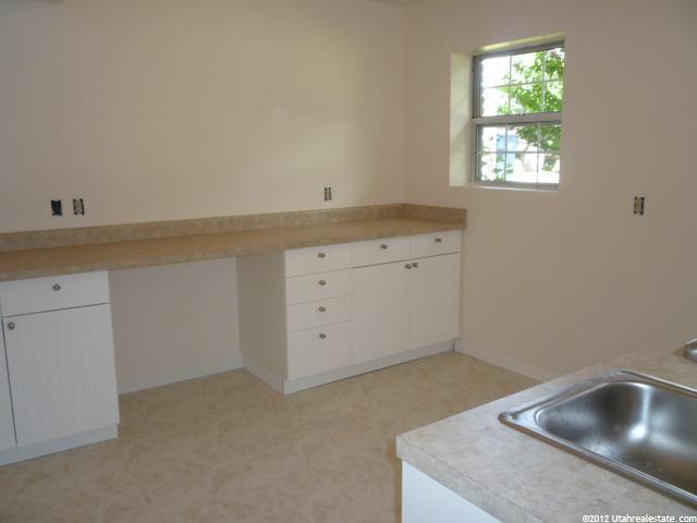 740 E Sandy Dunes Cir, Sandy, UT 84094 — photo 7