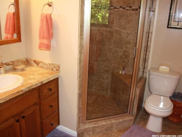 8051 S 2575 E, South Weber, UT 84405 — photo 11