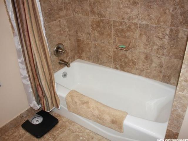 8051 S 2575 E, South Weber, UT 84405 — photo 7