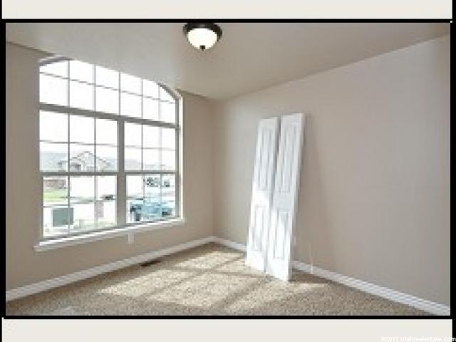 5240 S 3575 W, Roy, UT 84067 — photo 7