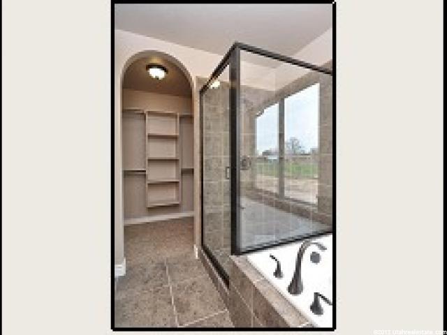 5240 S 3575 W, Roy, UT 84067 — photo 10