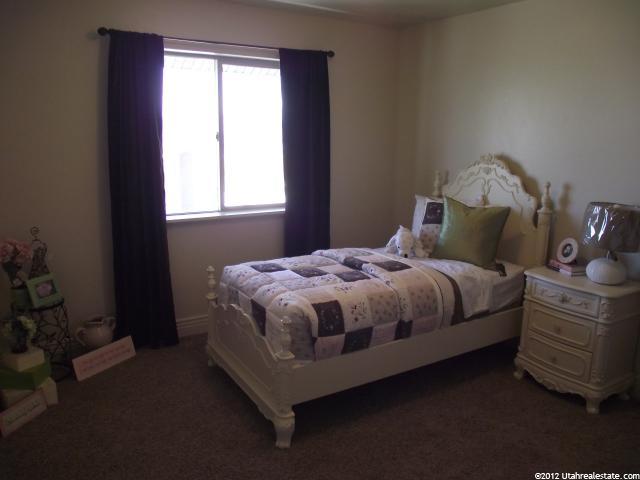 693 N 240 E, Smithfield, UT 84335 — photo 9