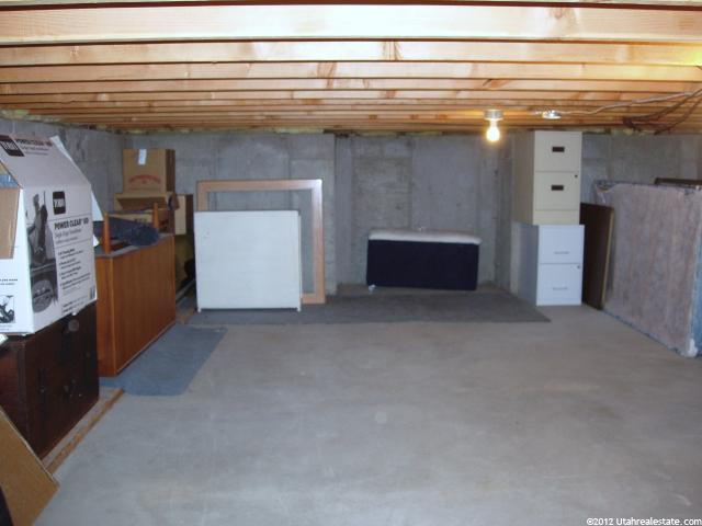 649 W 3850 S, Riverdale, UT 84405 — photo 9
