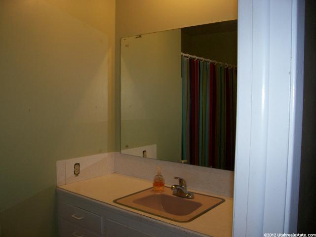 275 N 100 E, St. George, UT 84770 — photo 9