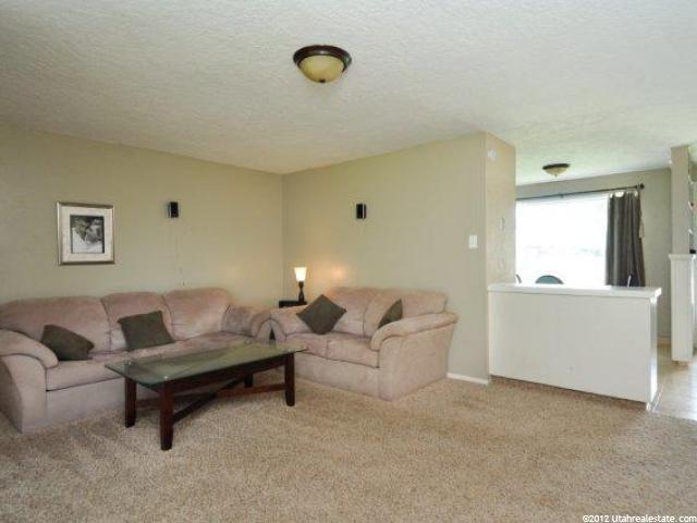5045 S 2275 W, Roy, UT 84067 — photo 3