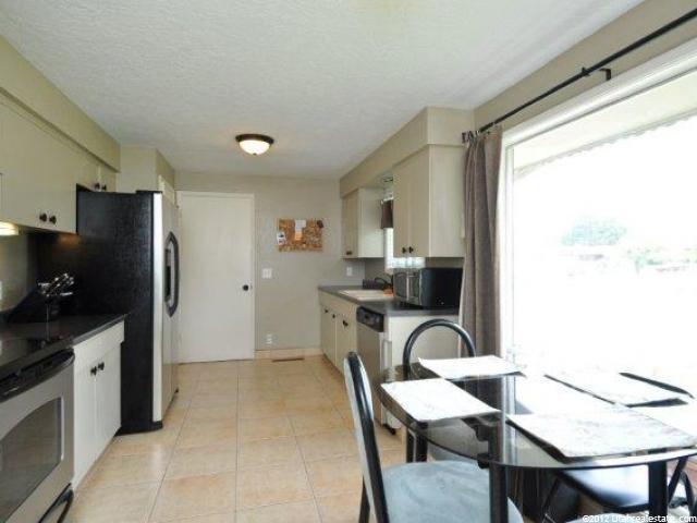 5045 S 2275 W, Roy, UT 84067 — photo 4