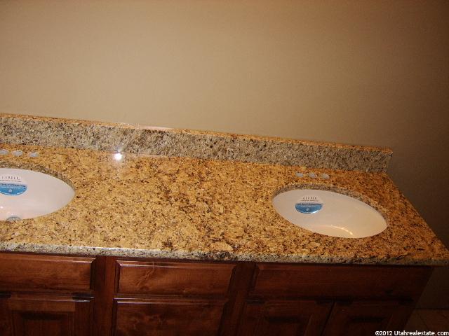 165 S 3600 W, Layton, UT 84041 — photo 8