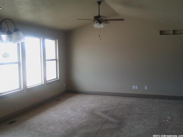 149 S 3600 W, Layton, UT 84041 — photo 4