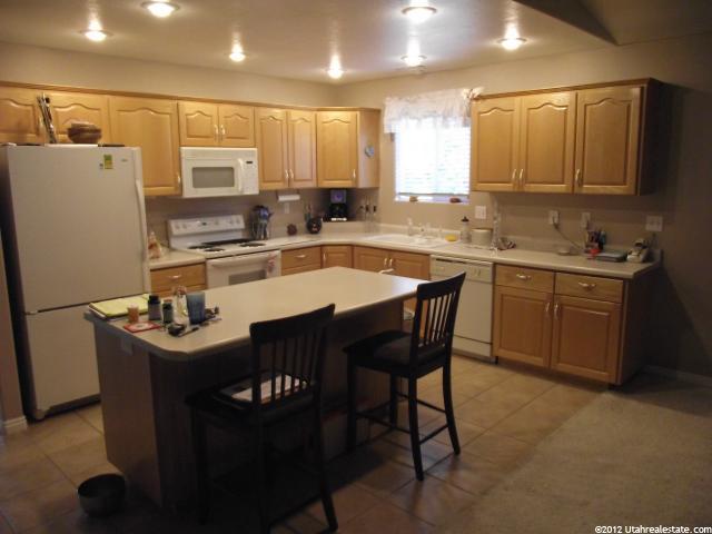 76 S 2180 E, St. George, UT 84790 — photo 2