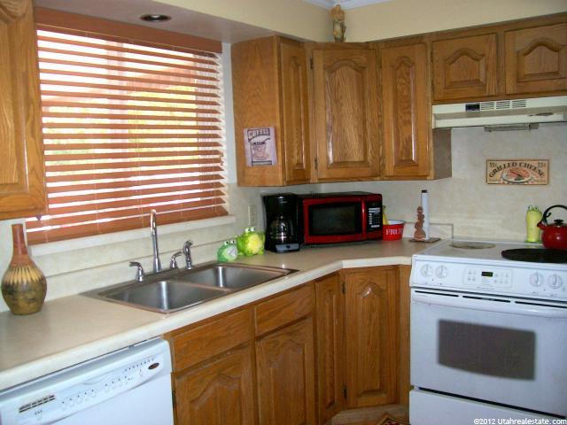 29 E 200 S, St. George, UT 84770 — photo 5