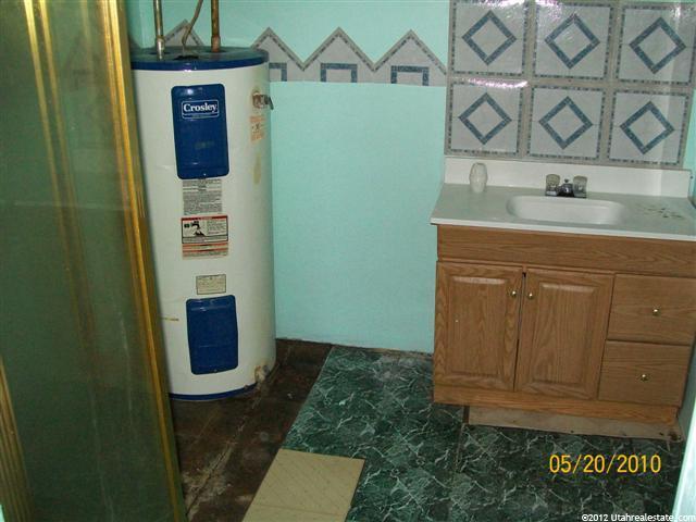 9535 N 9000 E, Tridell, UT 84076 — photo 7