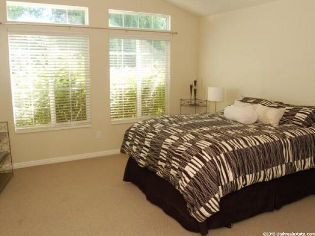 290 E Regent Park Ct S, Midvale, UT 84047 — photo 12
