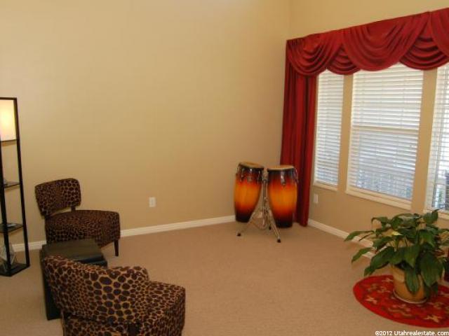 290 E Regent Park Ct S, Midvale, UT 84047 — photo 8