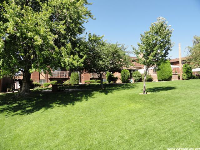 5545 S 2100 W #D-19, Roy, UT 84067 — photo 12