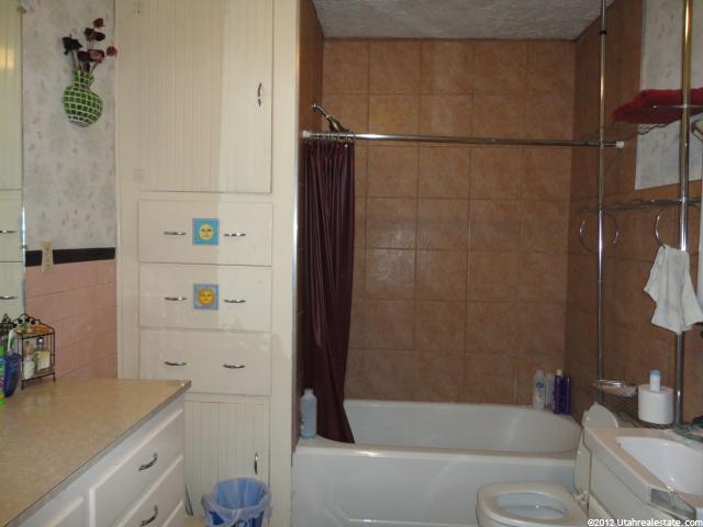 792 W 100 N, Provo, UT 84601 — photo 9