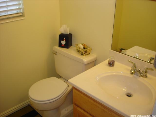 2240 E 4500 S #17, Holladay, UT 84117 — photo 4