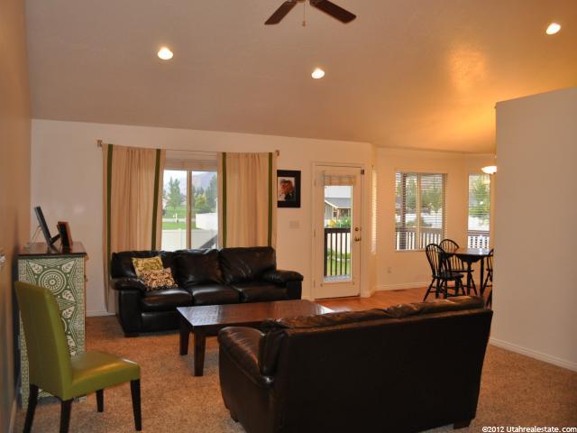 2922 W 3450 N, Farr West, UT 84404 — photo 7