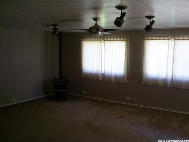 1438 N 550 W, Clinton, UT 84015 — photo 4