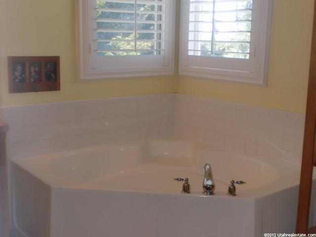 1481 Boughton, Ogden, UT 84403 — photo 8