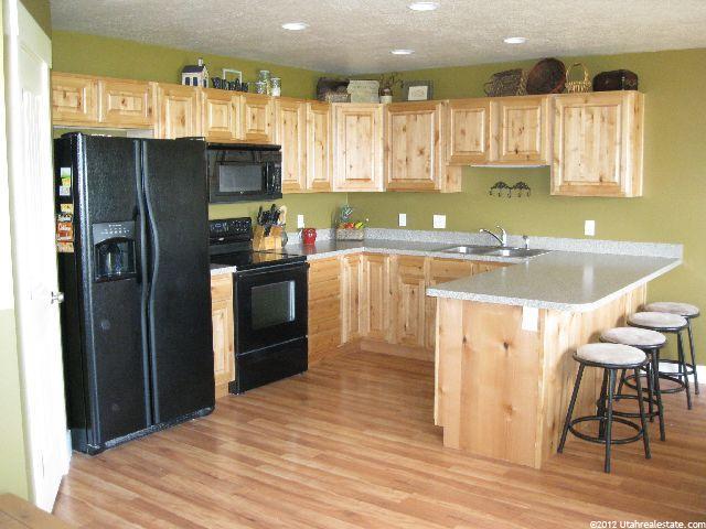 356 S 1285 E, Hyrum, UT 84319 — photo 3