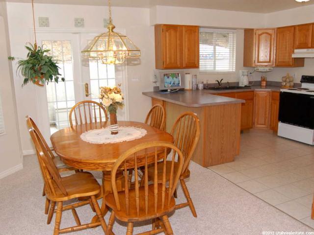1682 E 9350 S, Sandy, UT 84093 — photo 2