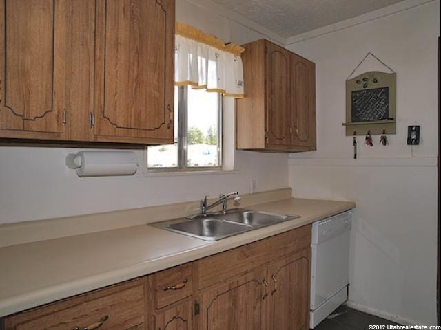 1032 W Ropcke, Murray, UT 84123 — photo 9
