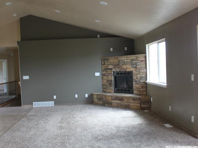 742 S 100 W, Mona, UT 84645 — photo 2