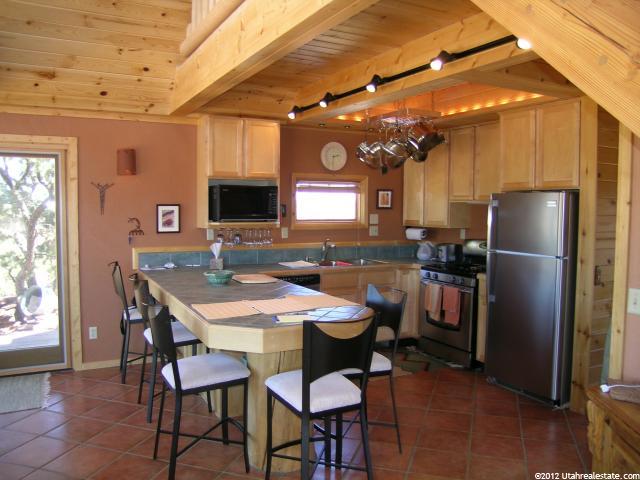 531 S 500 E, Torrey, UT 84775 — photo 2